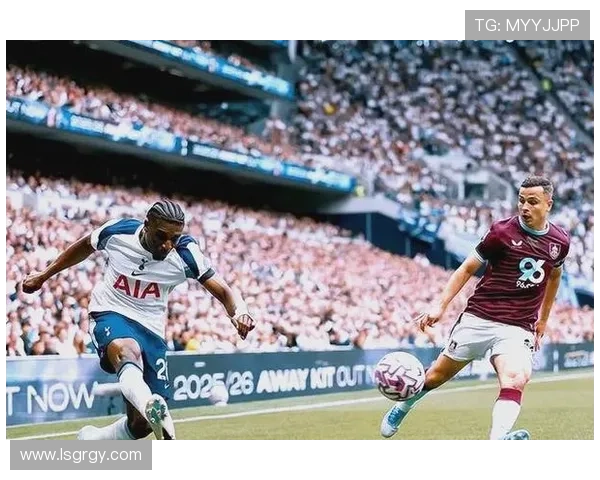 库杜斯：从加纳街头到英超焦点的崛起路径解析