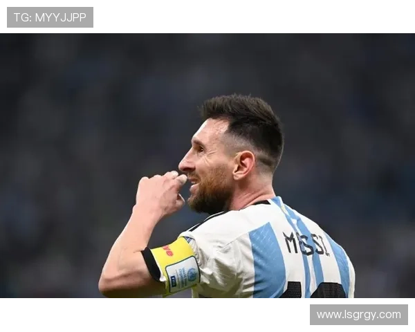 梅西世界杯冠军关键表现解析：如何完成历史突破