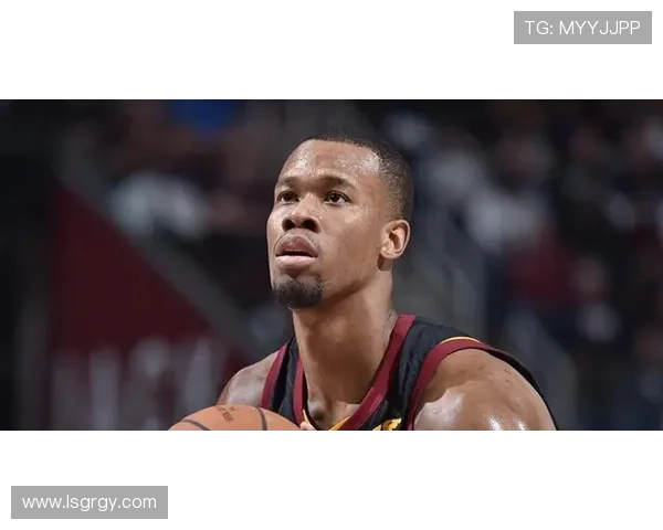 库里家的早餐麦片都要按克称着吃？