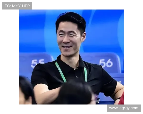 王励勤家的冰箱里塞满蛋白粉，邻居以为他开健身房