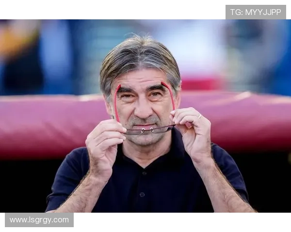 罗马主帅穆里尼奥战术选择引发争议，球队近期表现稳定性面临考验